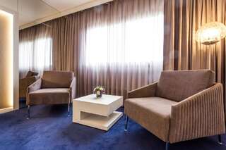 Отель Grand Hotel Plovdiv Пловдив Deluxe Double or Twin Room with Free access to SPA-5